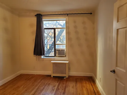 Rented by Frank Valvo Real Estate | media 12