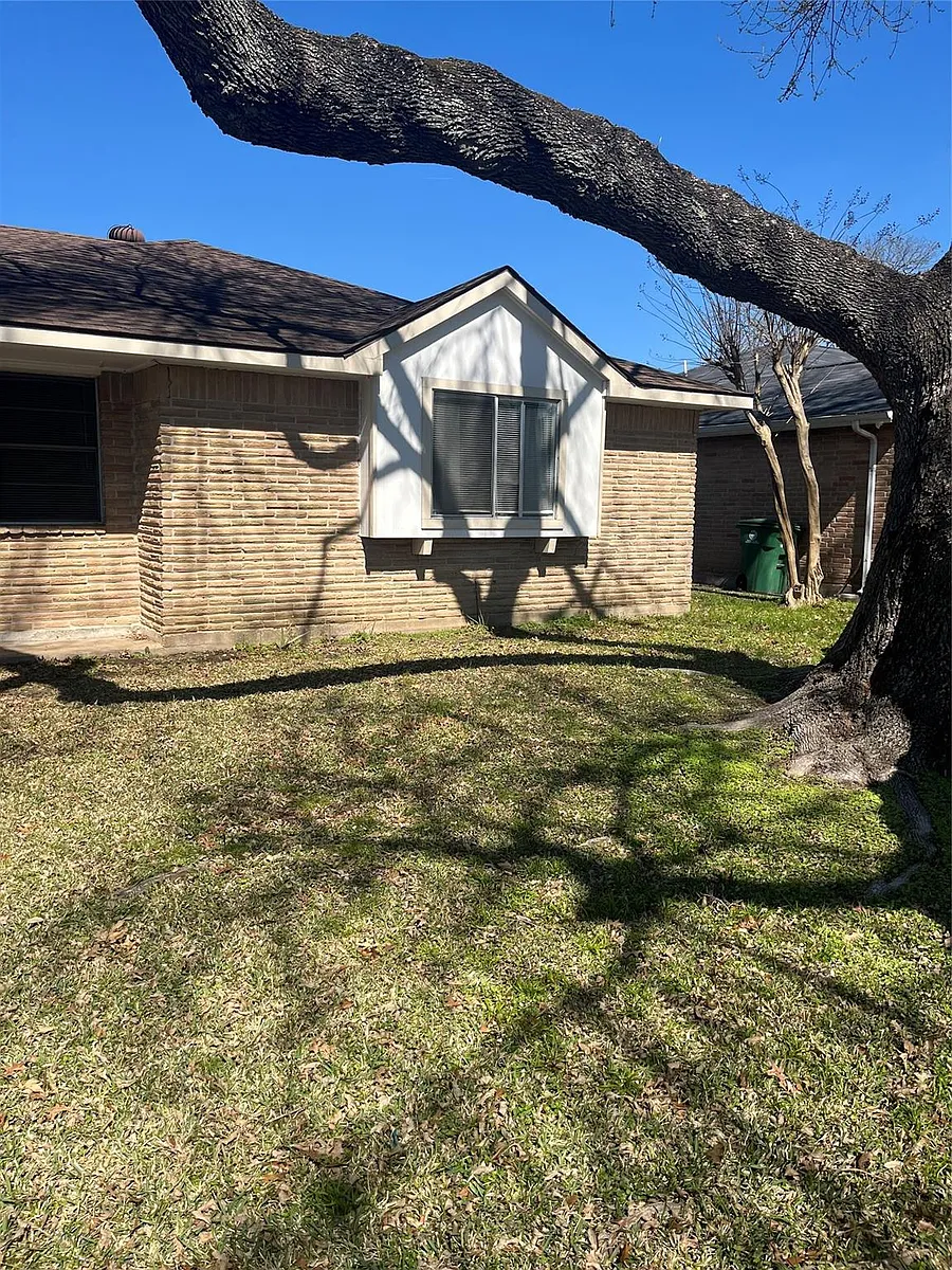 Building Photo - 10822 Langdon Ln
