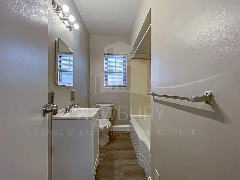 WestWood Apartments — Photo 16