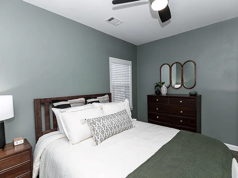 518 Erin Ave SW — Photo 24