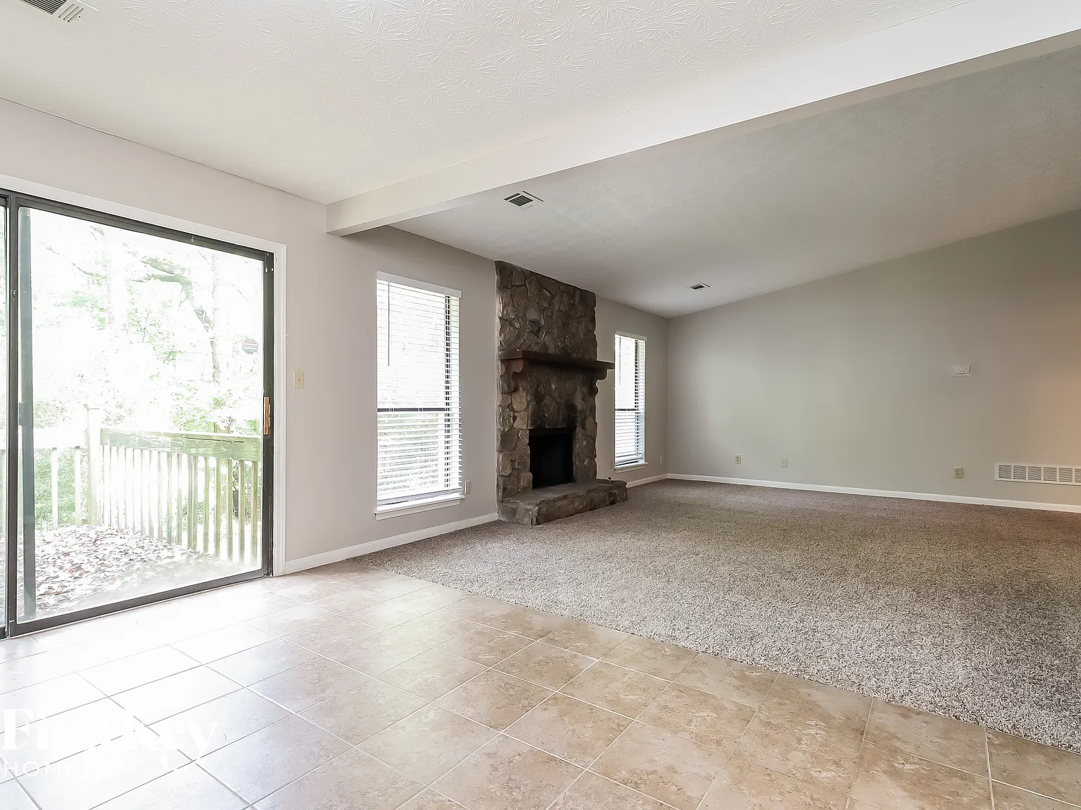 3 bed, 2.0 bath, 1580 sqft, $1,850 — Photo 3