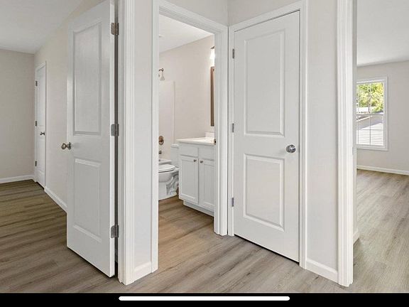 5th image of 275 Broadway St #B
