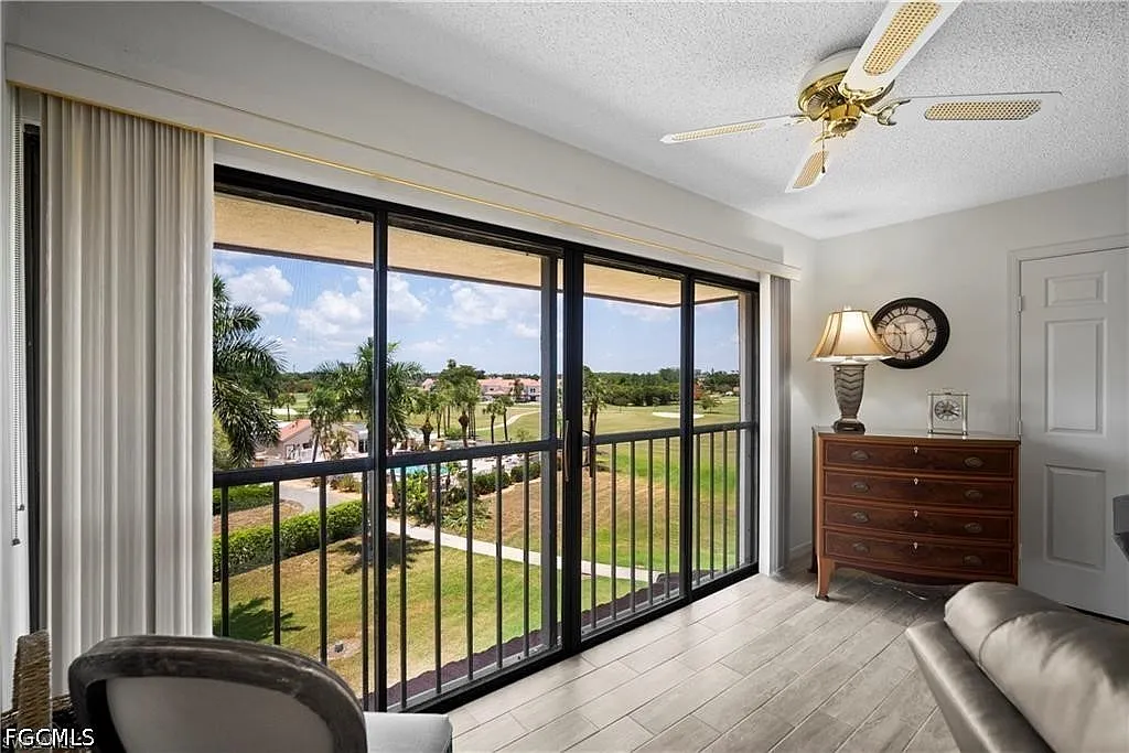 2 bed, 2.0 bath, 1193 sqft, $3,500 — Photo 2