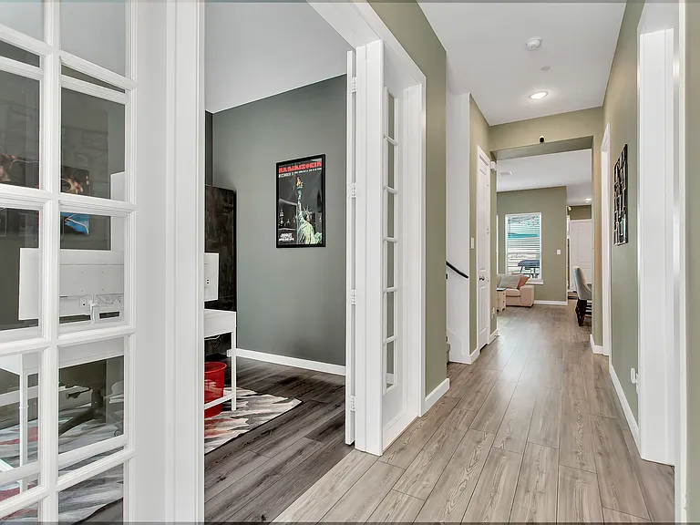 7667 Tiffany Dr — Photo 4