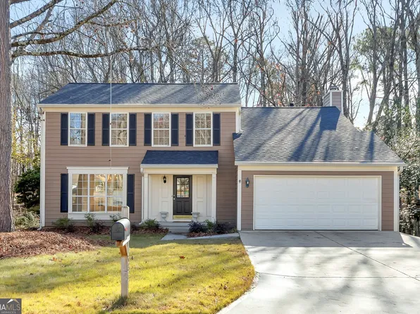 4935 Tanners Spring Dr, Johns Creek, GA 30022