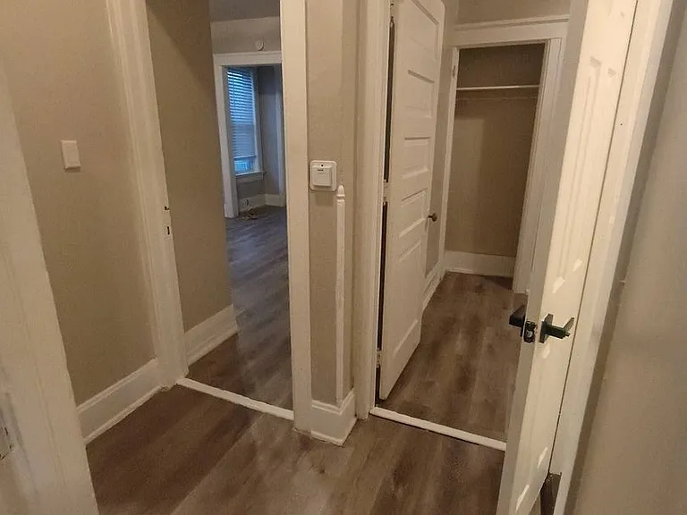 2010-2014 W Pierce St 2014 — Photo 2