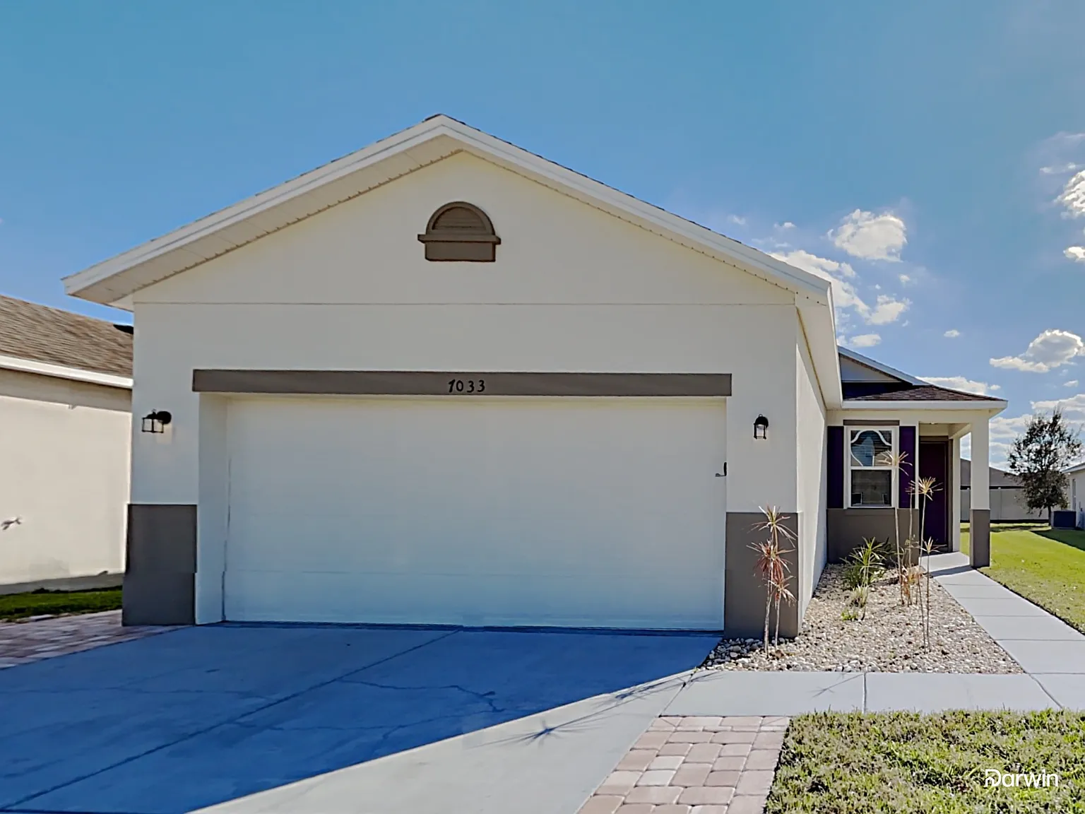 3 bed, 2.0 bath, 1612 sqft, $2,160 — Photo 1