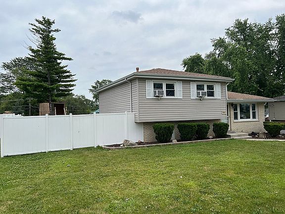2nd image of 10215 S 84th Ave