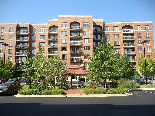 1st image of 370 S Western Ave APT 506