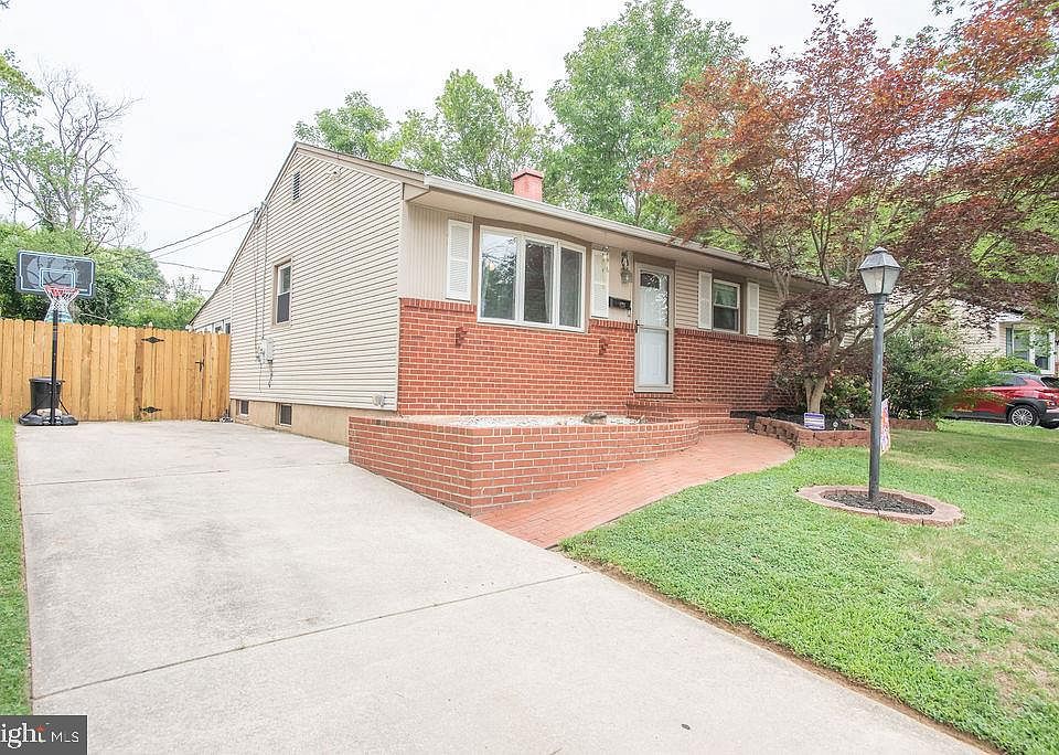 1st image of 624 Ilse Dr