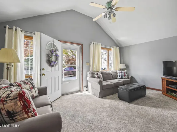 17 Cedar Avenue, North Middletown, NJ 07748