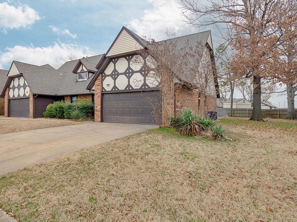 Exterior....Unit on right.