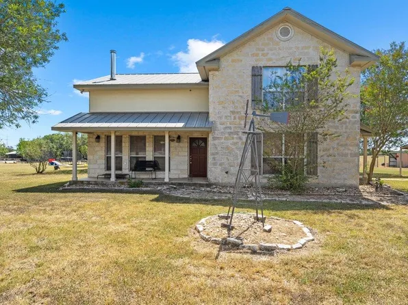 1100 Martindale Falls Rd, Martindale, TX 78655