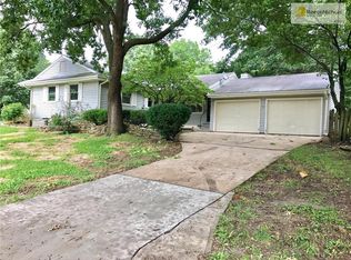 12601 E Bowen St, Independence, MO 64055