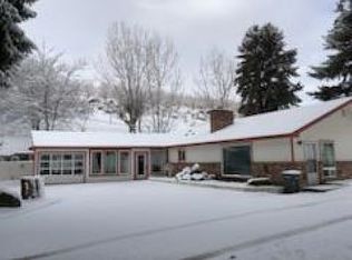 1145 Collins Rd, Selah, WA 98942