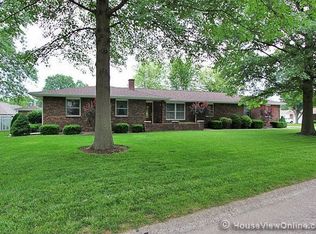 35 Oakwood Dr, Ste Genevieve, MO 63670
