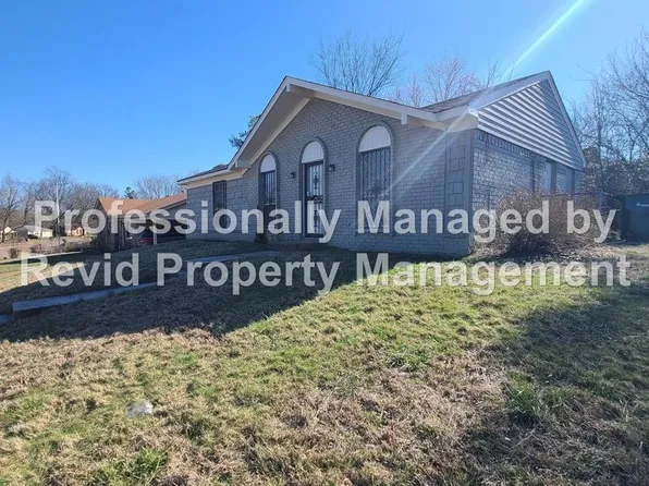 5157 Blacksmith Dr, Memphis, TN 38127