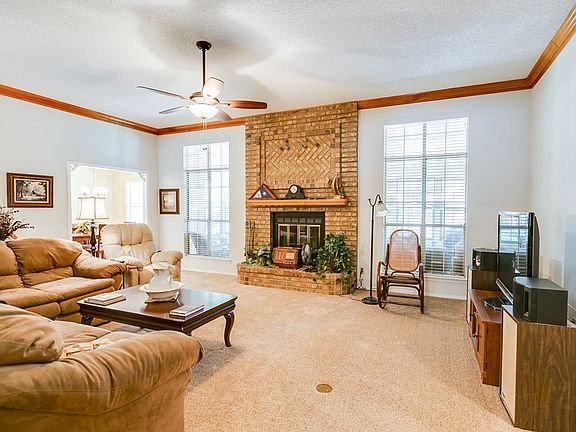 4th image of 4706 Scarlett Oak Dr