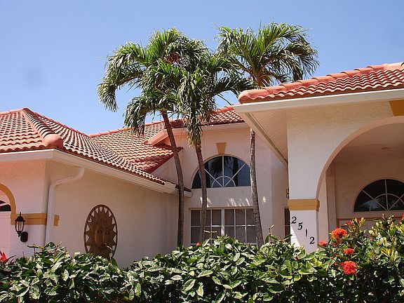 5th image of 2512 SW 28th Pl