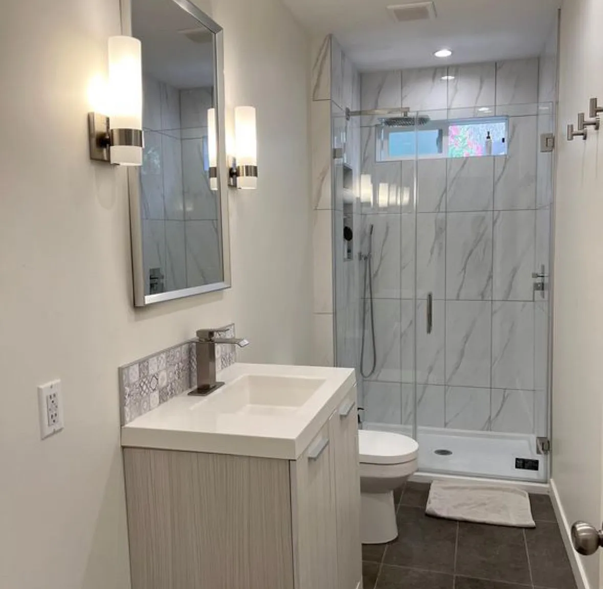 2 bed, 1100 sqft, $1,400 — Photo 2