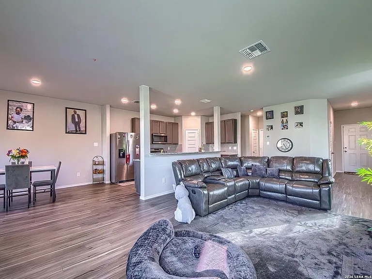 5011 Sandstone Way — Photo 5