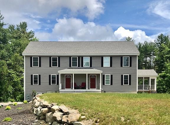 Spacious yard on 4 Acres