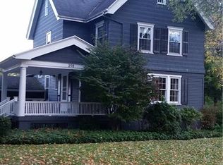 208 Landing Rd S, Rochester, NY 14610