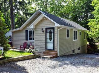 15 Clubhouse Dr, Rocky Point, NY 11778