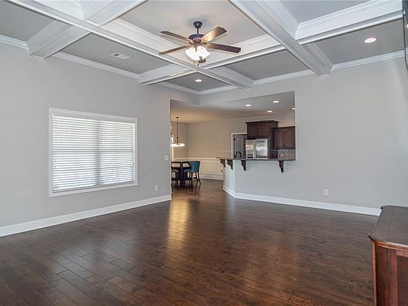 3rd image of 208 Lee Road 2153