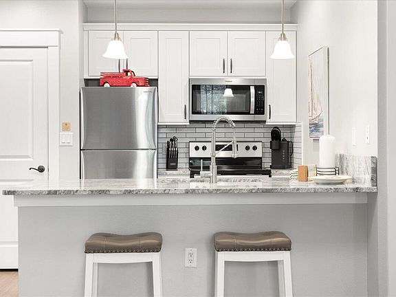 3rd image of 9300 Baytowne Wharf Blvd Unit 133/135