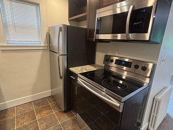 3rd image of 4400 NE 178th St #B