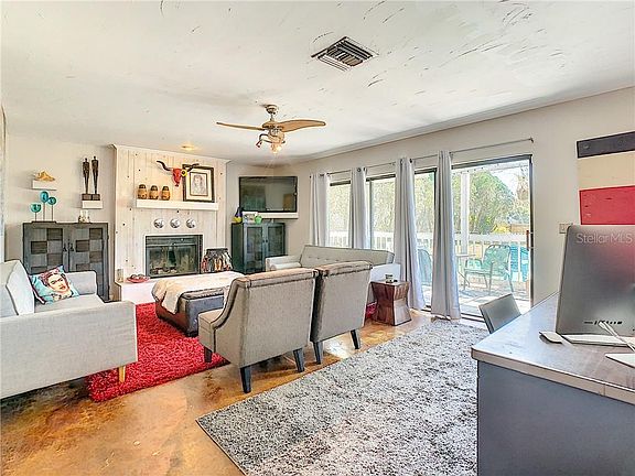 3rd image of 4349 Honey Vista Cir