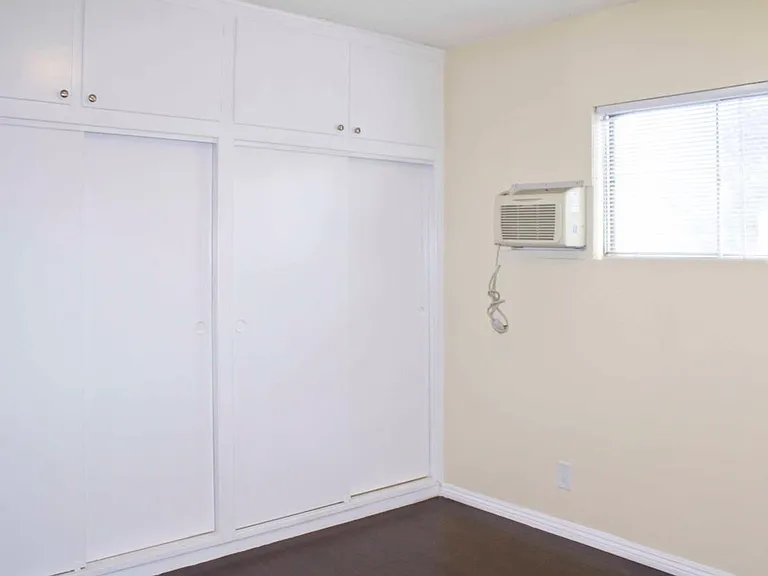 18 N 4th St #6 — Photo 5