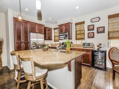 2950 E 19th St UNIT 105, Signal Hill, CA, 90755