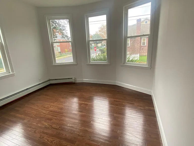 75 S Woodside Ave #1 — Photo 6