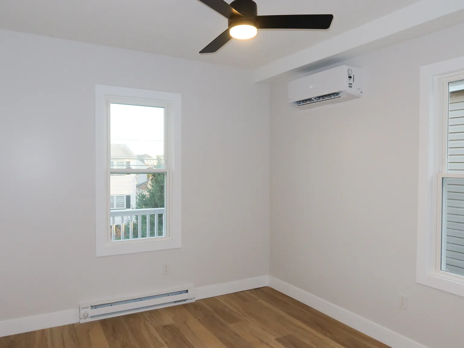 116 Van Riper Ave — Photo 3