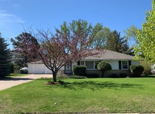 132 91st Ave NE, Blaine, MN 55434