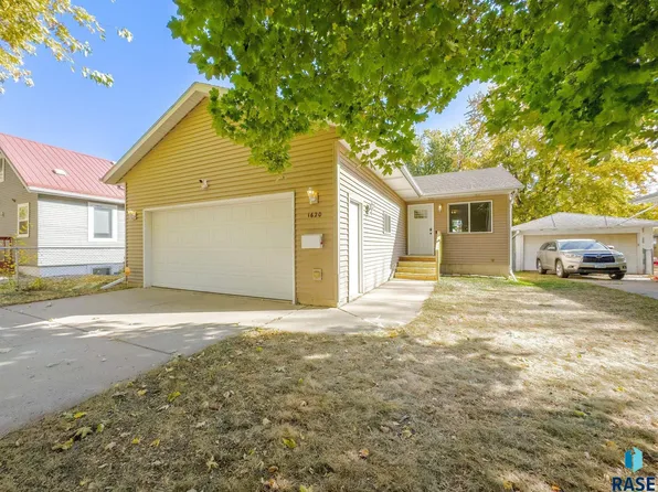 1620 N Highland Ave, Sioux Falls, SD 57103