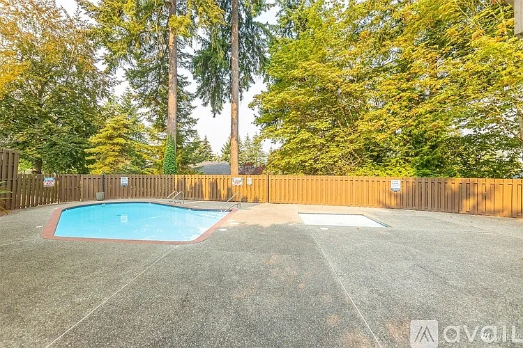 12742 NE 116th Ln #J26 — Photo 18