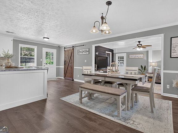 2nd image of 216 Brooks Ln
