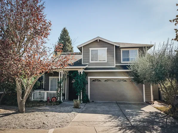 124 Philip Dr, Healdsburg, CA 95448