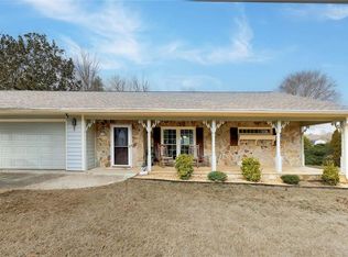 96 Farmington Dr, Woodstock, GA 30188
