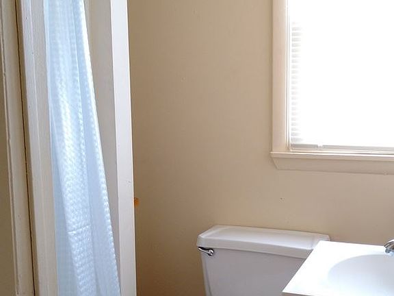 3rd image of 71 W Broadway Ave #6