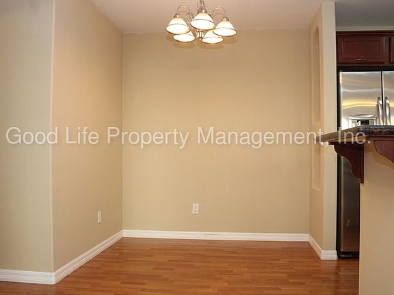 5th image of 5252 Balboa Arms Dr Unit 143