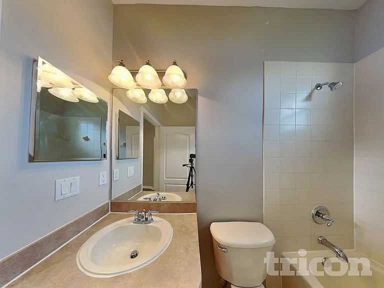 221 Fern Gulley Dr — Photo 18