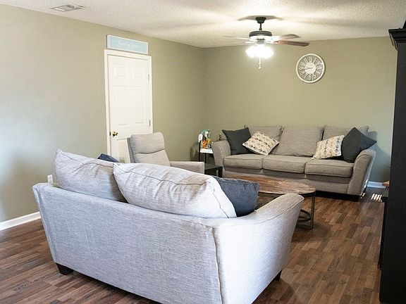 2nd image of 214 Red Bird Ln