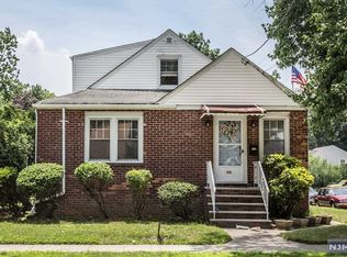 221 New Milford Ave, Dumont, NJ 07628