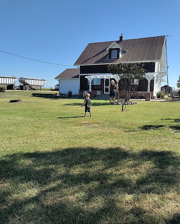 Beautiful 2-story ranch home