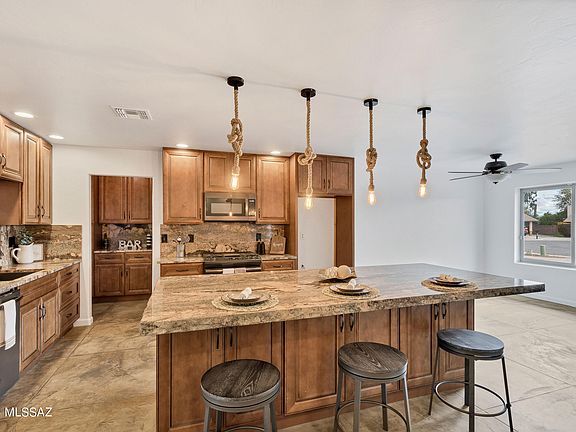 4th image of 6280 N Thyme Pl