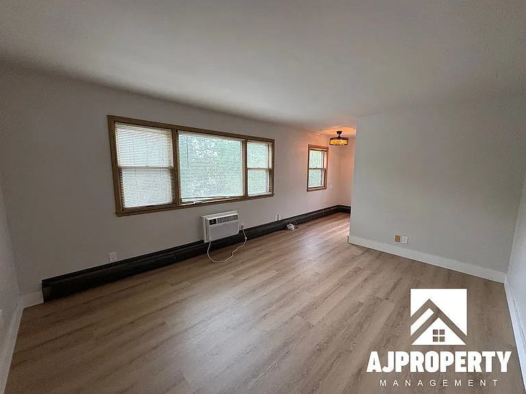 615 W 15th St #700-S — Photo 29